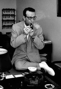 Georges Simenon, der Liveaboard - Literaturboot - Blog, Autorenportraits & Interviews