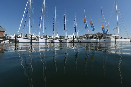 In-Water Bootsshow im Mai: Hamburg ancora Yachtfestival - Literaturboot - Blog, Events & Termine