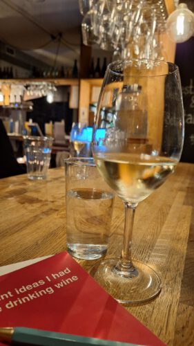 Løve's Bog og Vin Café, Aarhus - Literaturboot