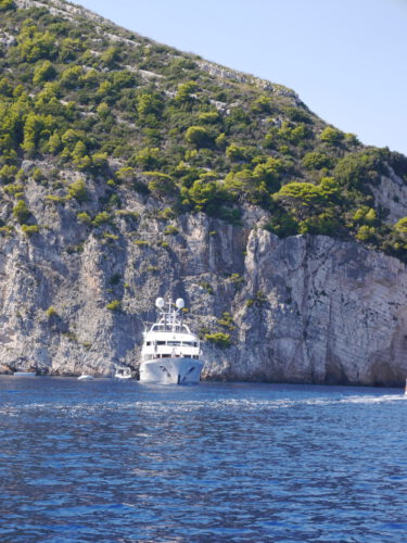 Nachhaltig auf dem Wasser 3 Nachhaltig auf dem Wasser - Literaturboot